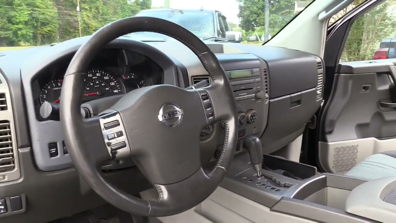 ONE OWNER 2004 Nissan Titan 4X4