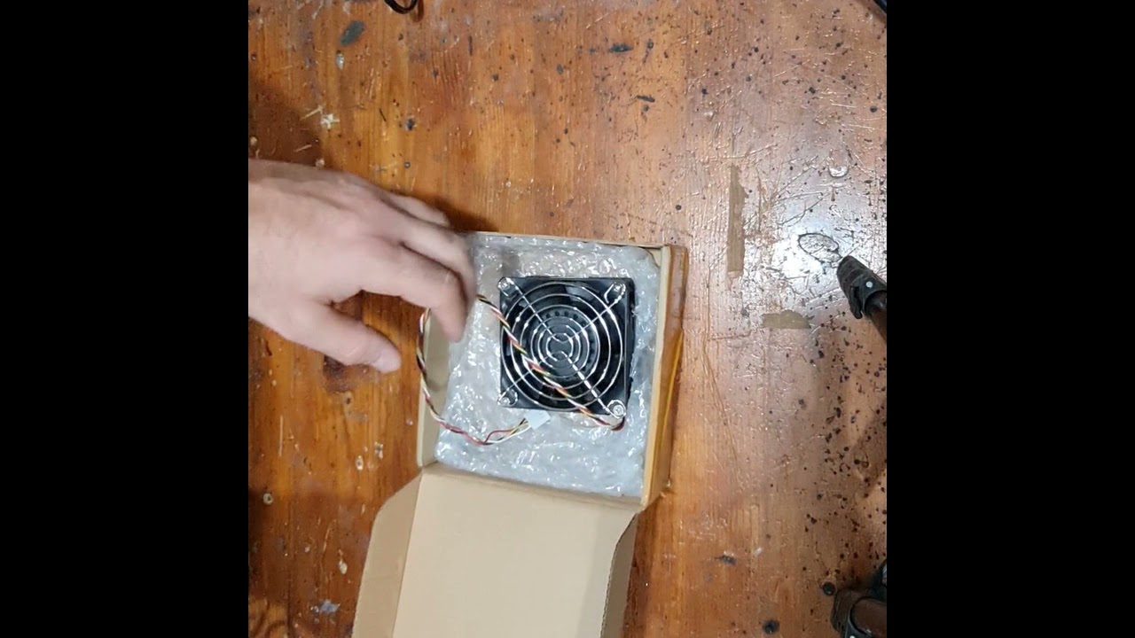 PFR0812XHE 12V 4.9A powerful fan from aliexpress