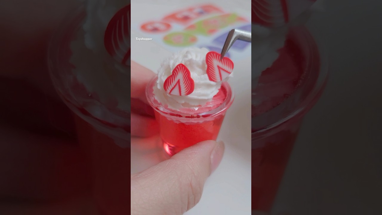DIY Mini Smoothie & MilkTea Set 🍓✨ (not edible)#minitoys#diykit#creativeplay#minidrinks#strawberry