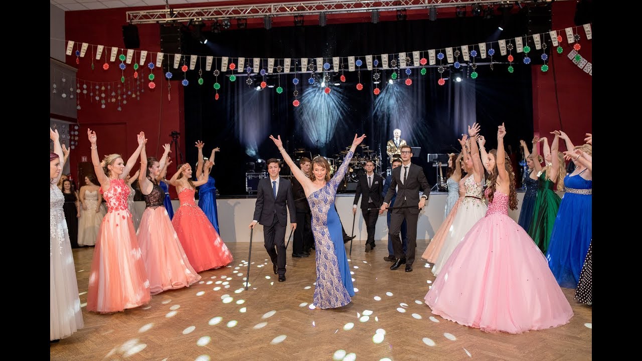 Slavnostní nástup / 4.C / OA Vlašim 2019