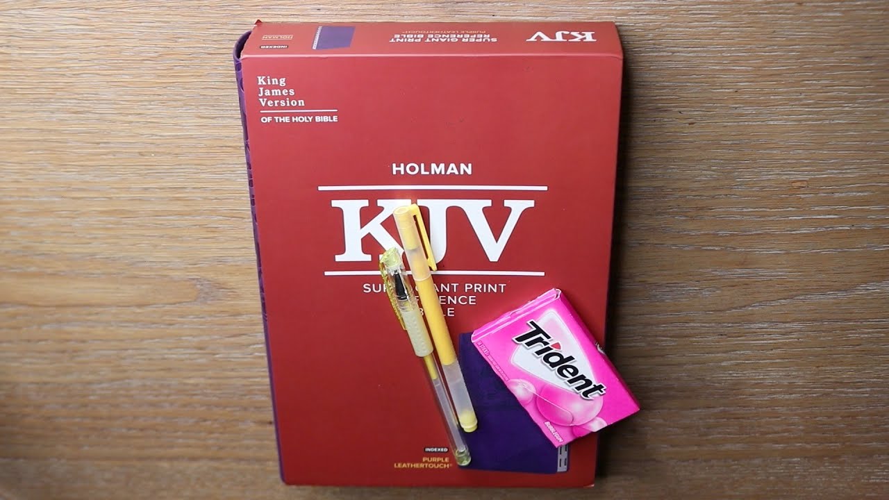 READING BIBLE VERSES PSALMS ASMR TRIDENT CHEWING GUM