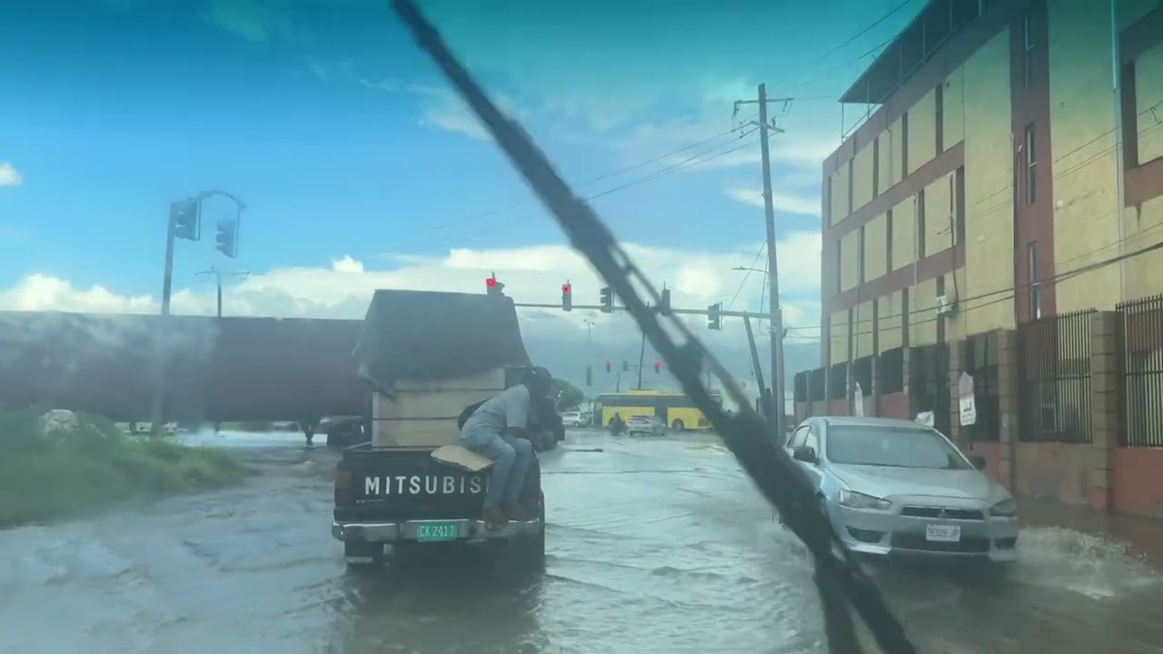 Flooding in Jamaica by heavy rainfall from tropical Storm Mellisa 🌧️