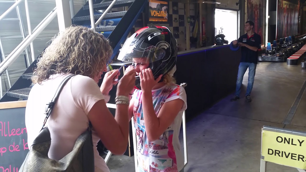Karten start bij Euroindoorkarting in Swalmen