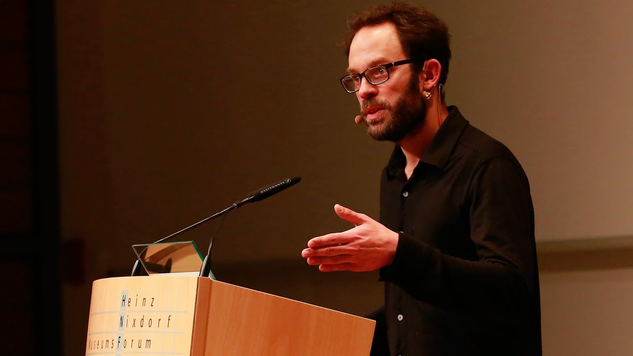 Daniel Domscheit-Berg spricht im Heinz Nixdorf MuseumsForum