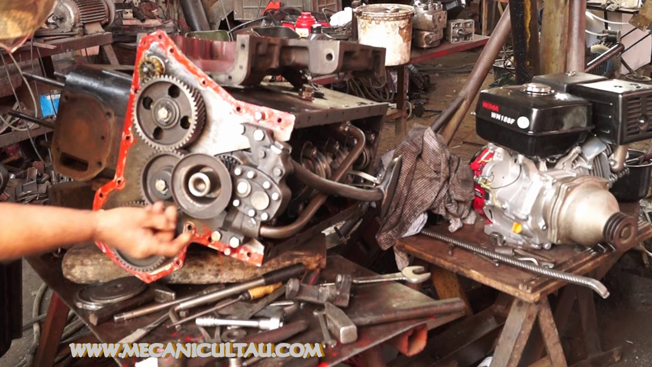 RK MOTOR D 110 - CUM SE MONTEAZA DISTRIBUTIA. TRACTOR U 650 M