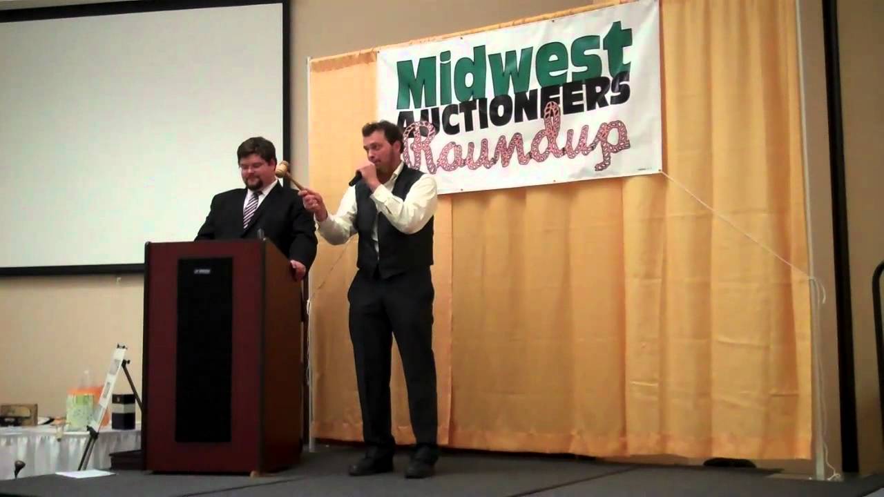 LeRoy Yoder | 2011 Pennsylvania Dutch Bid Calling Champion