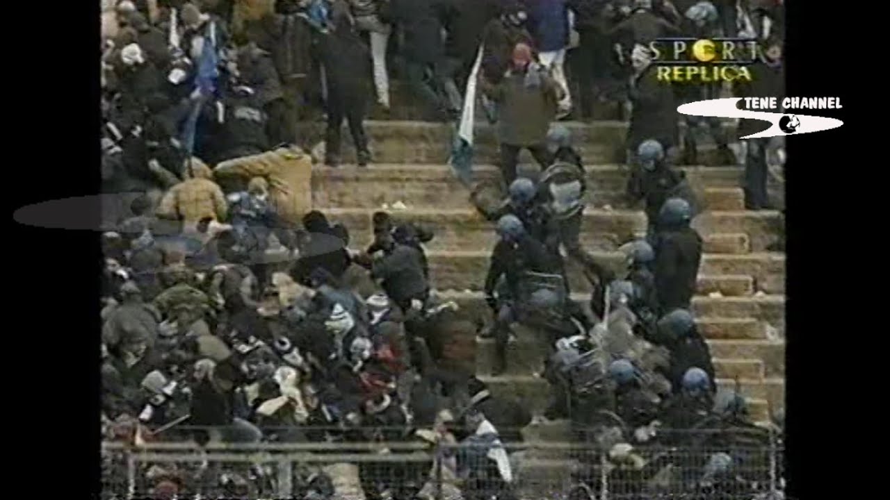 L'AQUILA-PESCARA 2-4 SERIE C1 SCONTRI INCIDENTI TRA TIFOSI  09/02/2003 #MEGLIOANNOIATOCHEINTUBATO