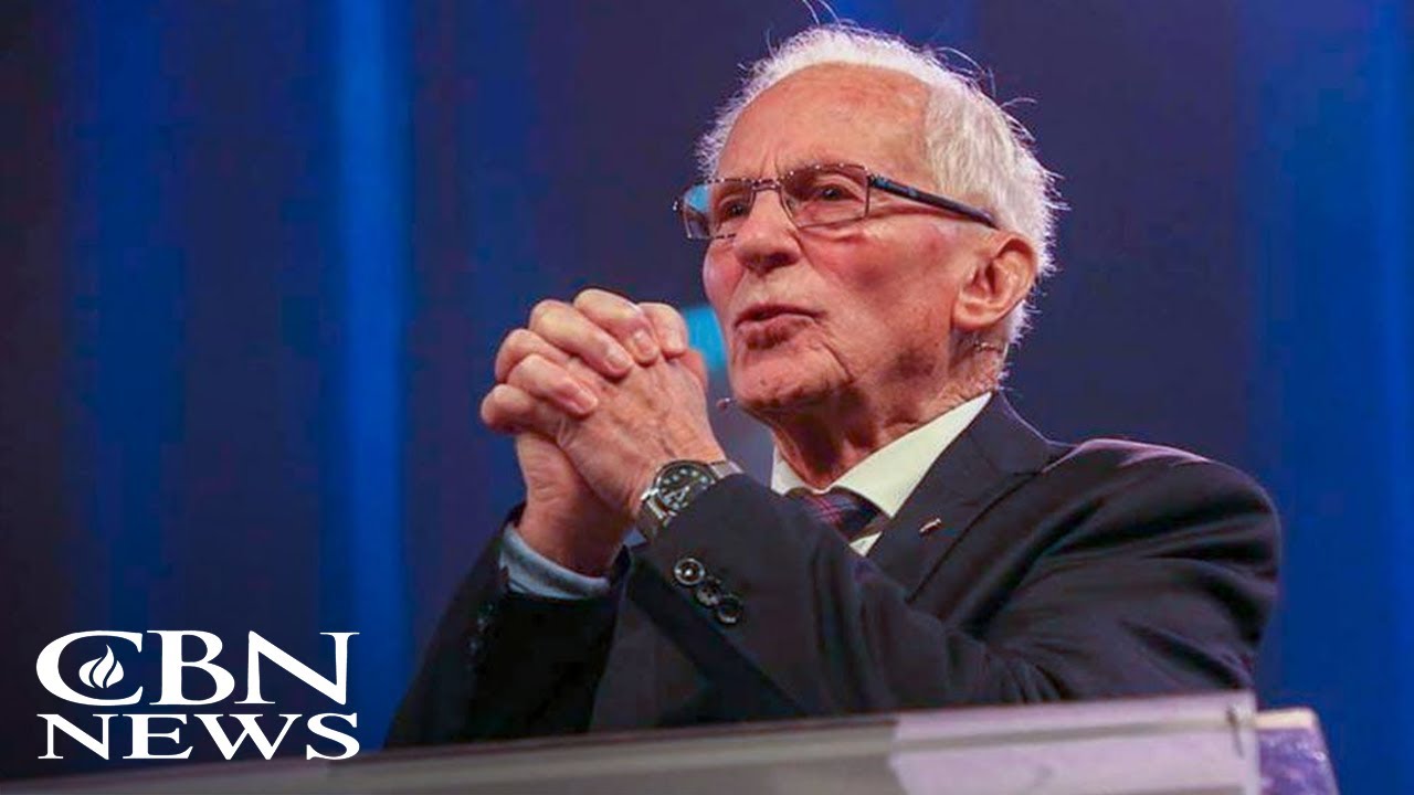 God's Smuggler: Brother Andrew Who Smuggled Bibles Into Communist Countries Dies at 94