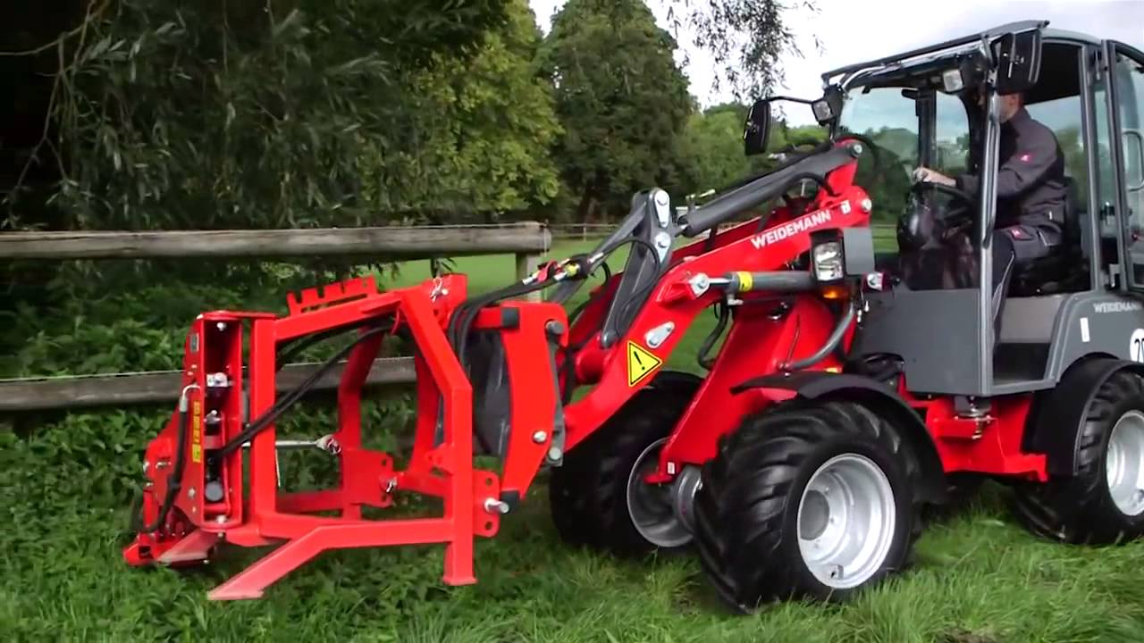 Weidemann Hoftrac® 1280 mit Zaunmäher