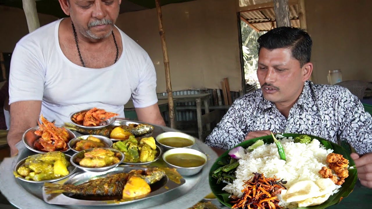 Dhaba Hotel e Lunch Kore Energy Ese Galo | Bhuri Bhoj | Rice | Dal | Amudi | Chingri | Pona | Sabji