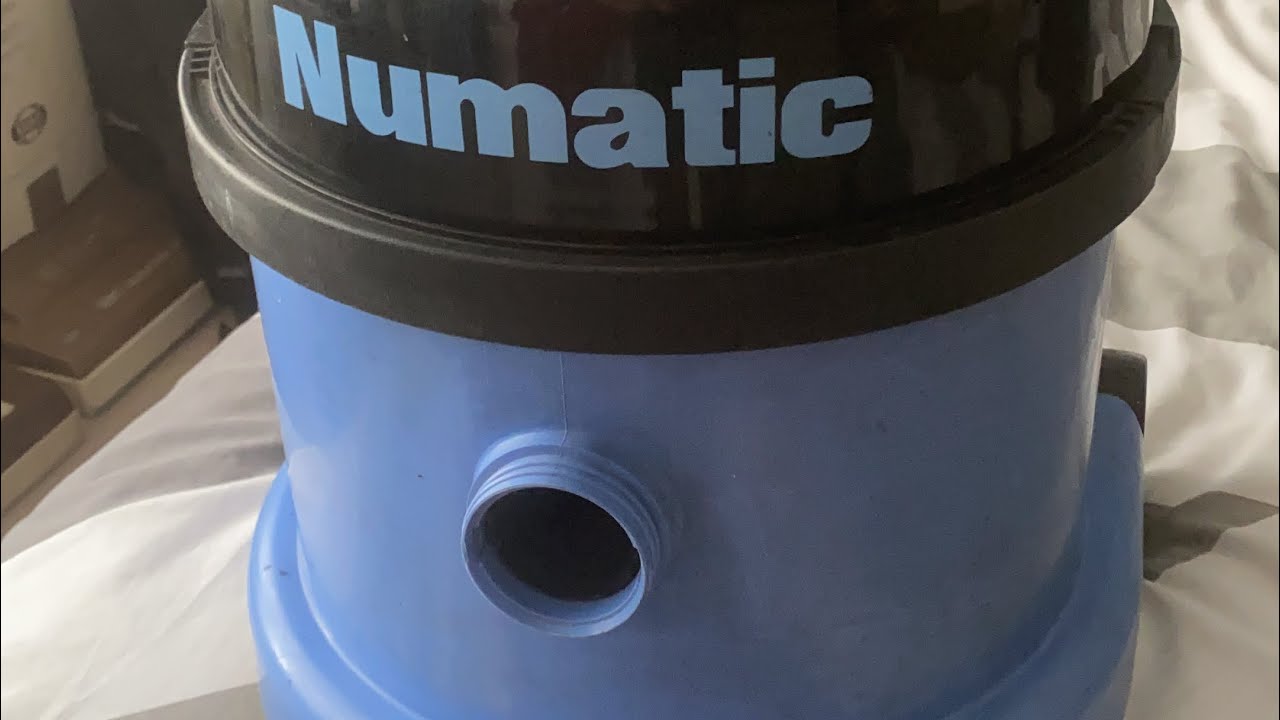 Rare 1996 numatic nx370 blue vacuum
