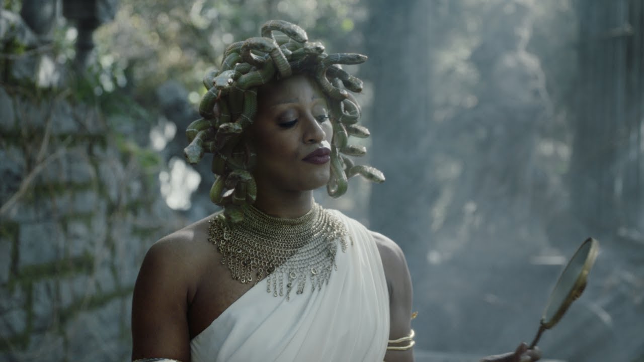 Medusa - Dependants | Wealthsimple Tax | Super Bowl 2021