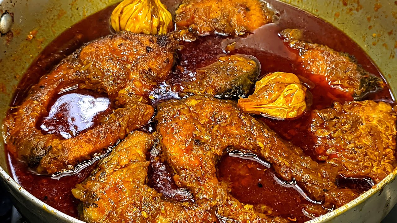 SPECIAL MACHLI KA SALAN | ऐसे बनता है मछली का तरी वाला सालान | FISH CURRY RECIPE | FISH KA SALAN