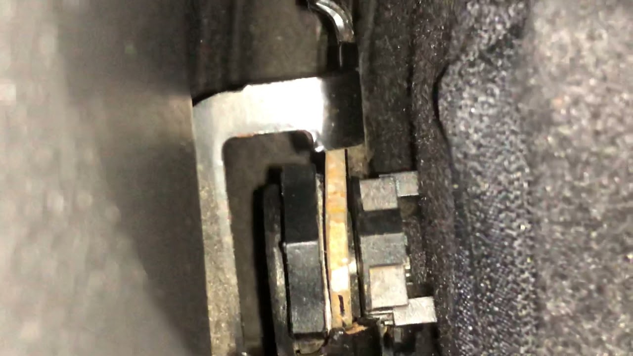 Remover o encosto traseiro do novo ford ka