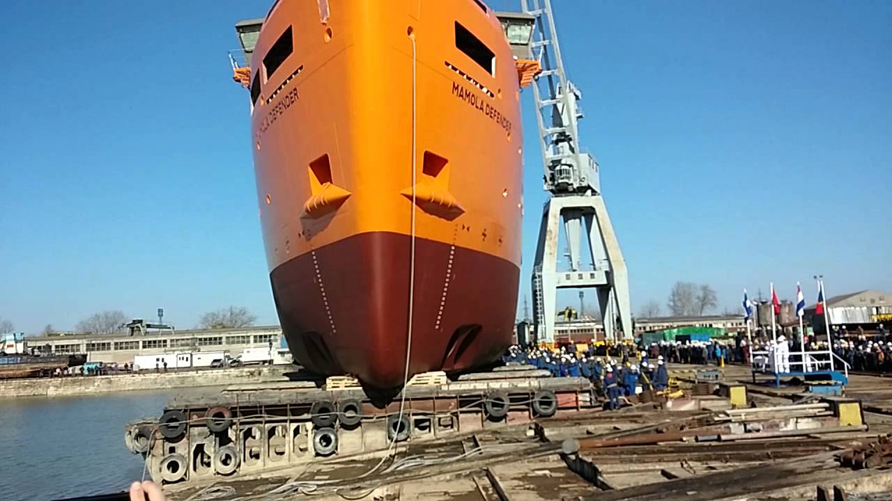 DAMEN SHIPYARDS launch 04.03.2015 - Mamola Defender