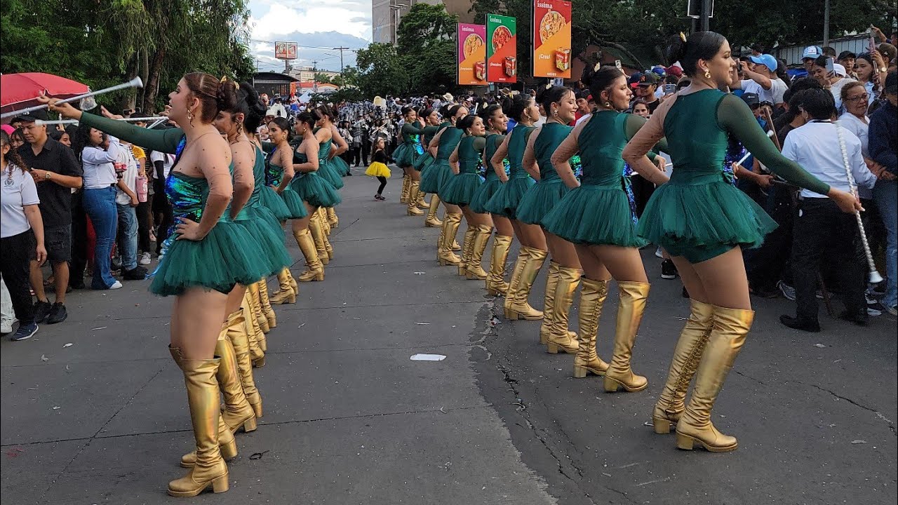 Instituto Central Vicente Cáceres - Desfile 15 de Septiembre 