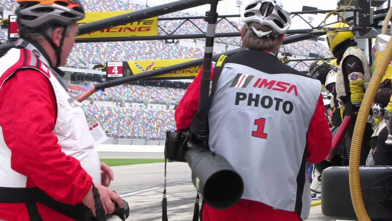 2016 Rolex 24 Corvette, Ford GT Pit Stop- Hot Pits