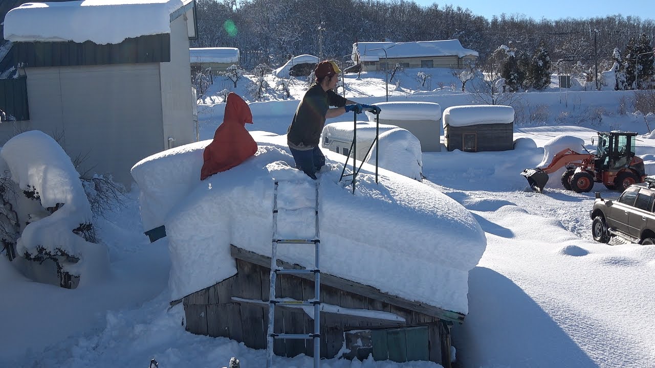 23年24年S 田舎生活 雪下ろし１２🌈  観測史上1番の積雪の後  物置 ＃雪下ろし ＃人力除雪 ＃removingsnow