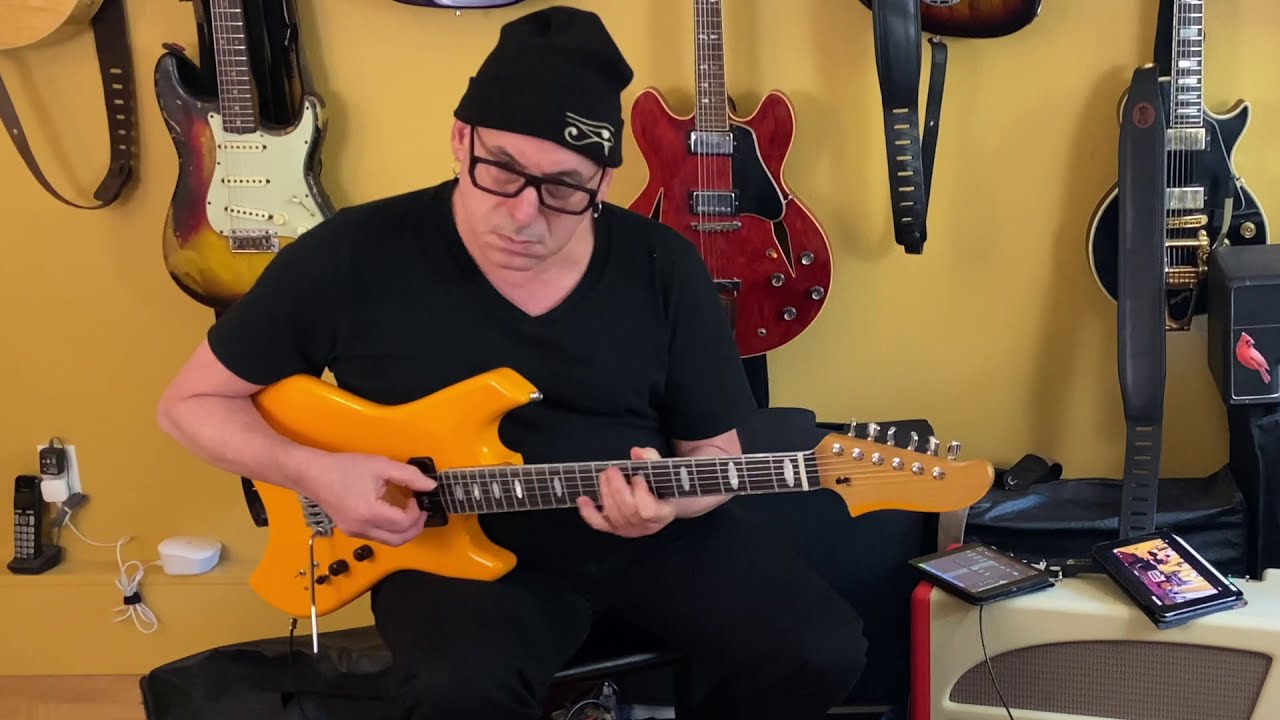 The Quesocaster: A New DIY Guitar Experiment