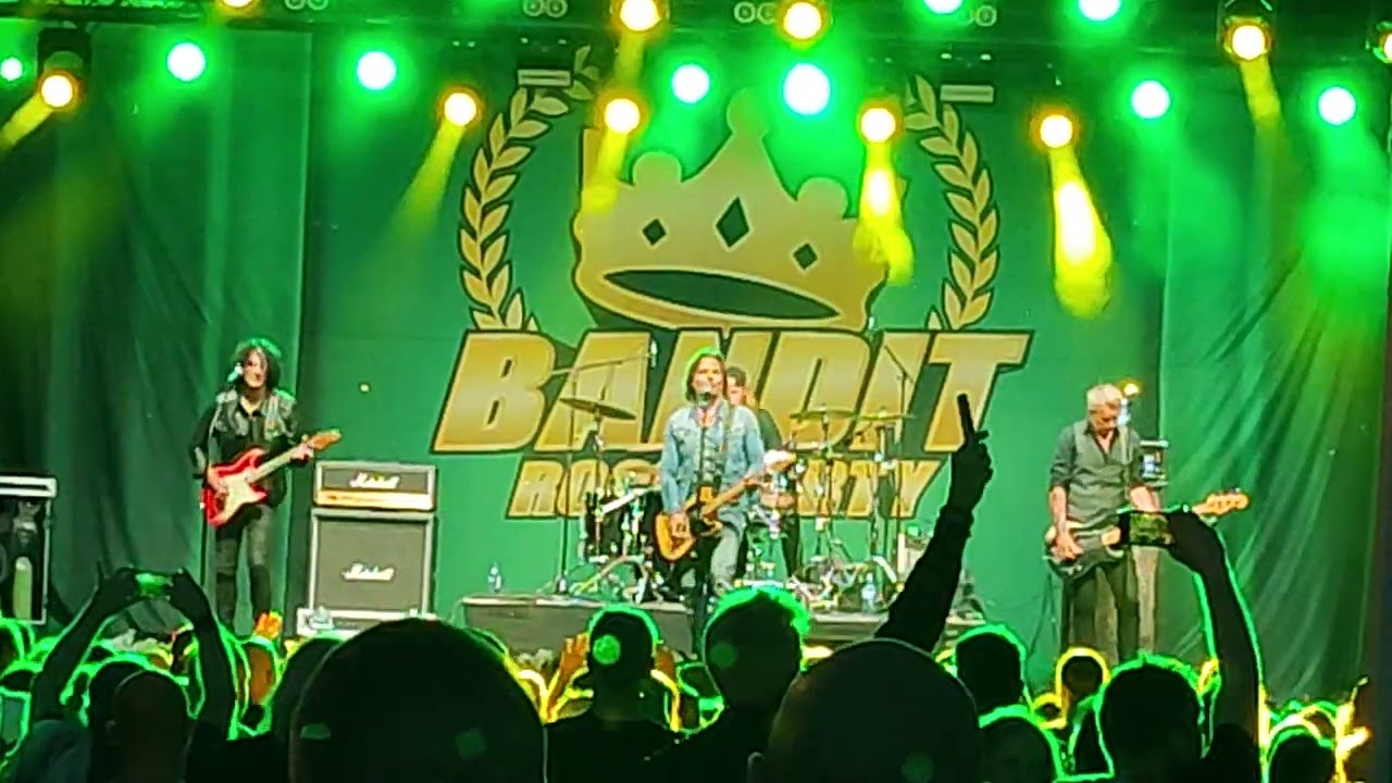 Mike Tramp (songs of White Lion) - Lady of the valley 