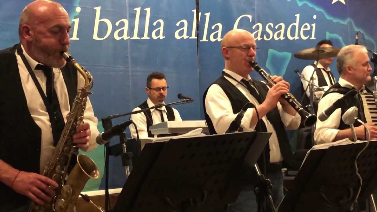 Orchestra MARINA DAMIANI - ESPLOSIVA polca per orchestra. Musica di Tiberio Marani.