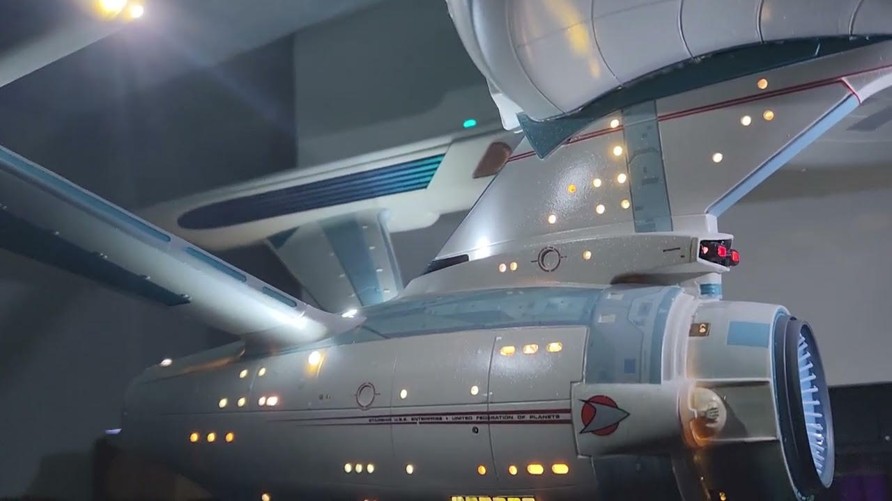 Im proud to announce the completion of my Polar lights 1/350 Star Treck refit.