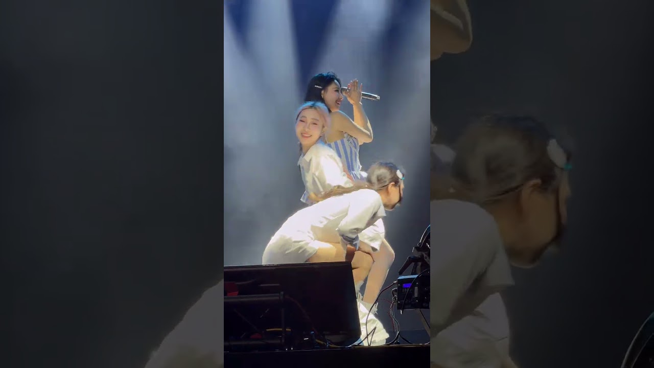 李雅英🔥🔥生日見面會😍😍個人單曲🔥哇塞🔥狐狸呀🔥首次表演👍👍加碼個人超紅抖音舞😍～#李雅英
