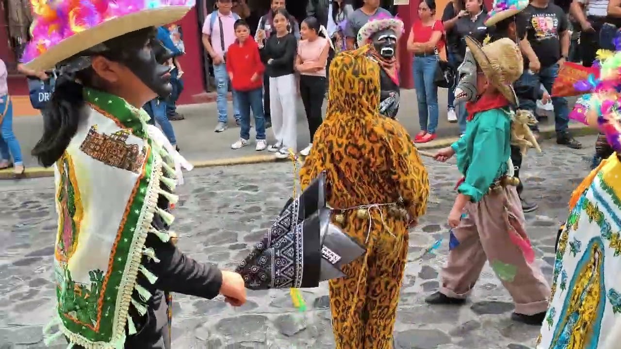 Los negritos Bailando.  (Danza de Niños)   👺👹😱🤔