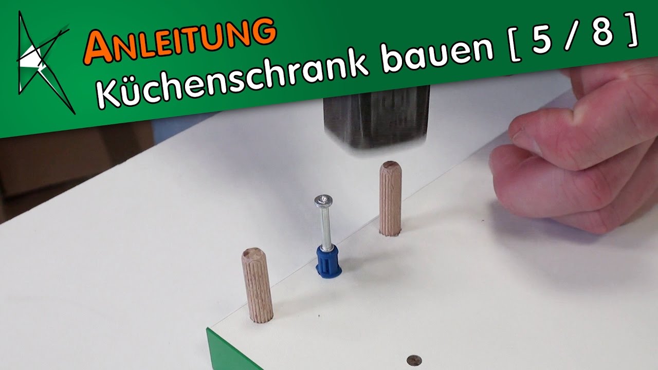 Küchenunterschrank bauen [ 5 / 8 ] - Montage der Korpusteile mit Verbindungsbeschlägen