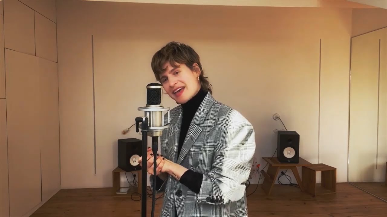 Christine and the Queens - KXT 91.7 live session