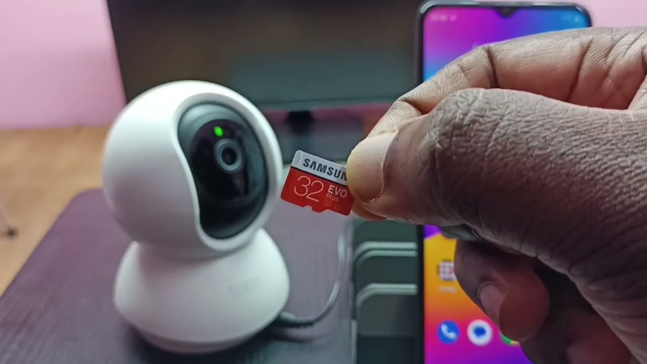 Камера безопасности TP-Link Tapo: как вставить карту micro SD | Установка карты памяти