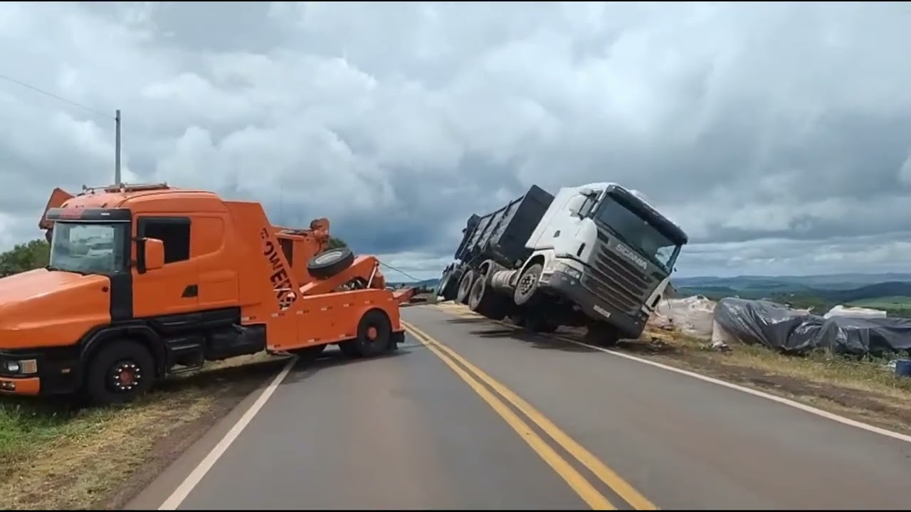TOMBAMENTO CARRETA DA MÁRCIA 02/02/2026
