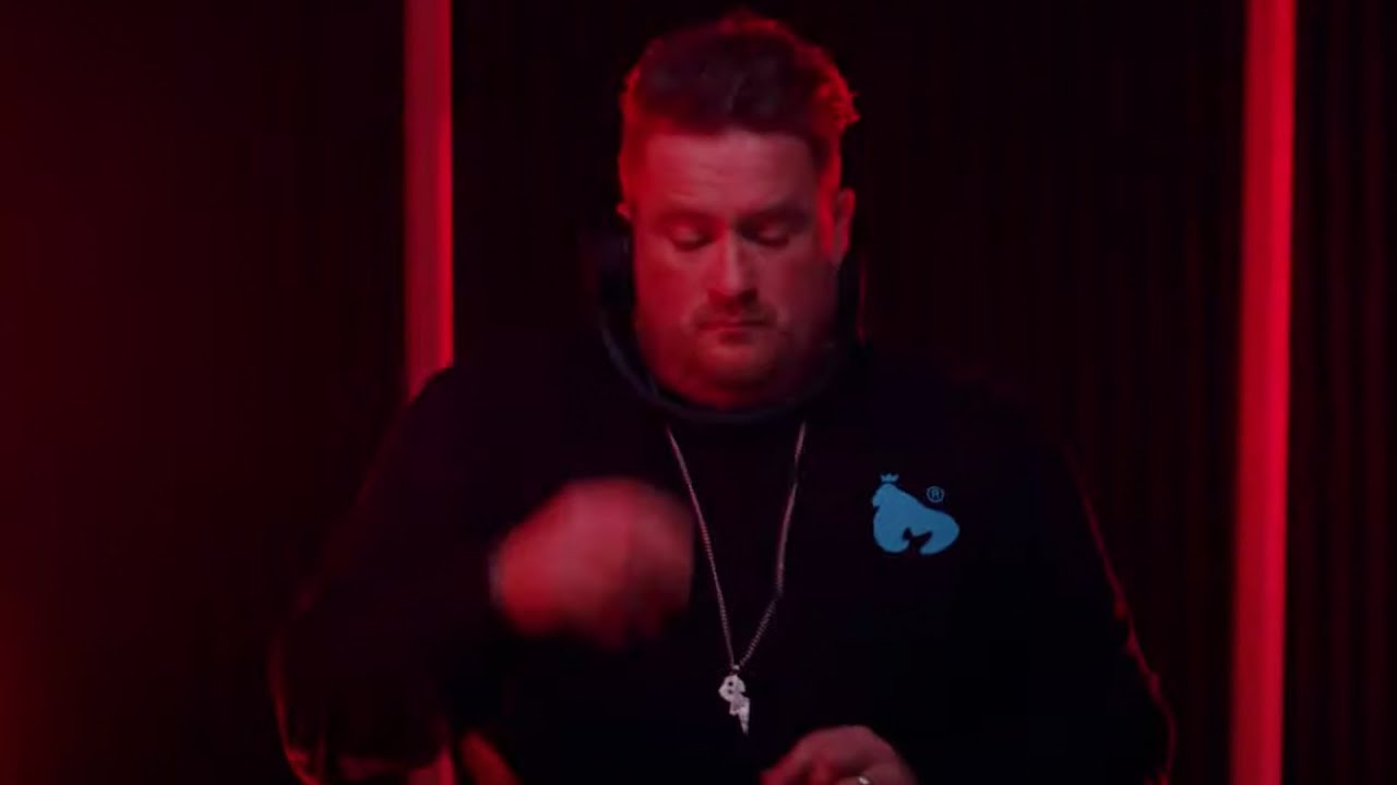 Eats Everything - Live from the Defected HQ, London (We Dance As One NYE)