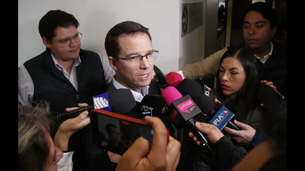 Entrevista al senador Ricardo Anaya Cortés, previo al inicio de la reunión de las comisiones unidas