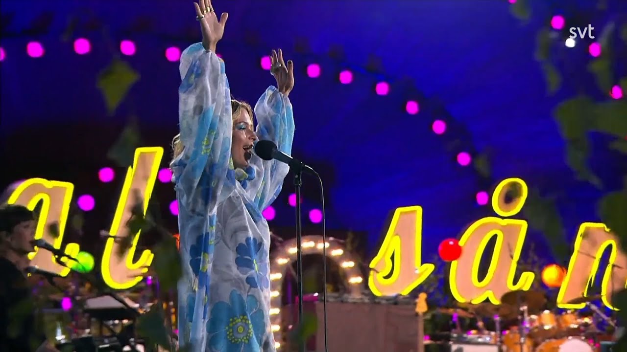 Petra Marklund - Du äger ditt skimmer (Ännu mera Allsång på Skansen 2020)