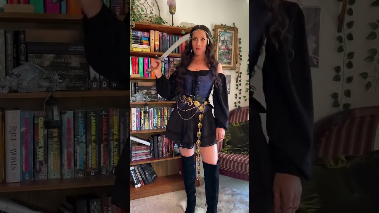 Bodice Goals! 🖤 | The Pirate Dressing | Medieval to Cottagecore Aesthetic 2025 