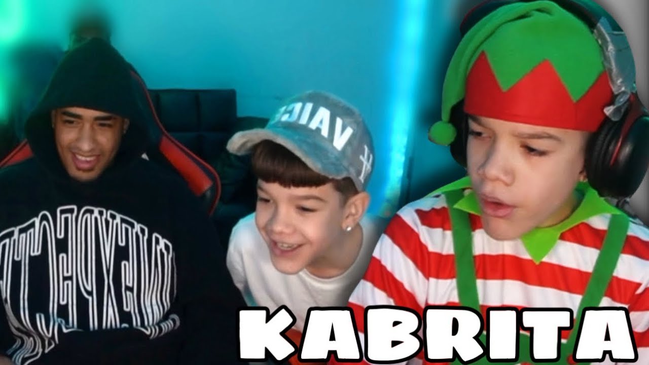 Kabrita Llega a la casa De ReyDelaCity “Se viste de Duende “😅🌲