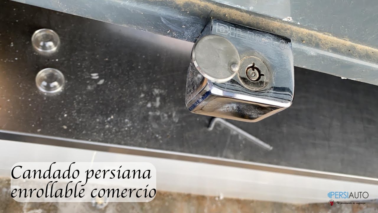 Instalación candados persiana comercio