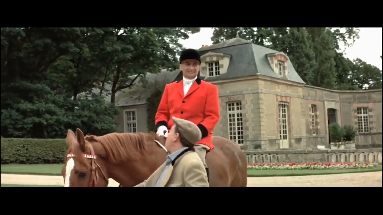 LE GENDARME EN BALADE (1970) - Cascade à la Française