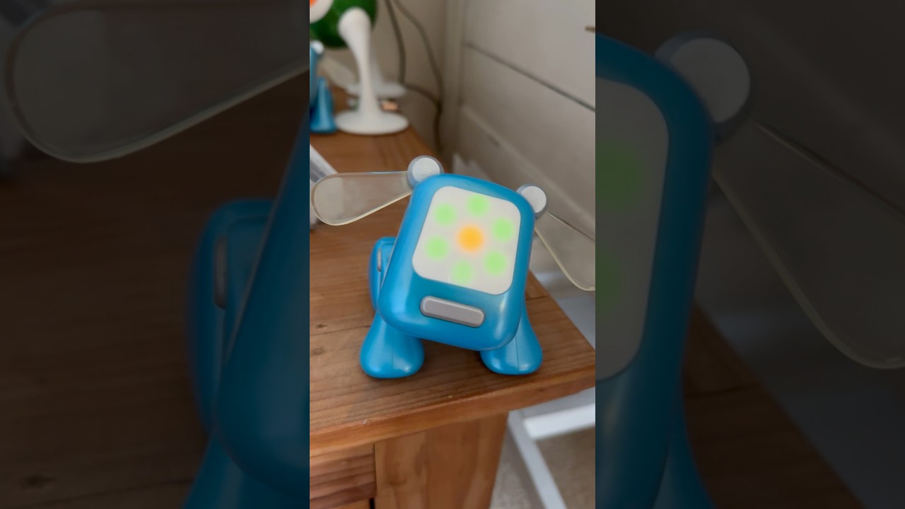 Blue 2005 I-Dog Pup on super low batteries #lowbatteries #idog #hasbro #sega #robot #robotdog #funny