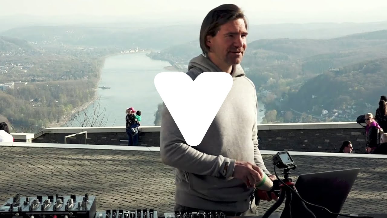 BonnLive: Gabriel Ananda – Sunset Session @ Drachenfels Köngiswinter
