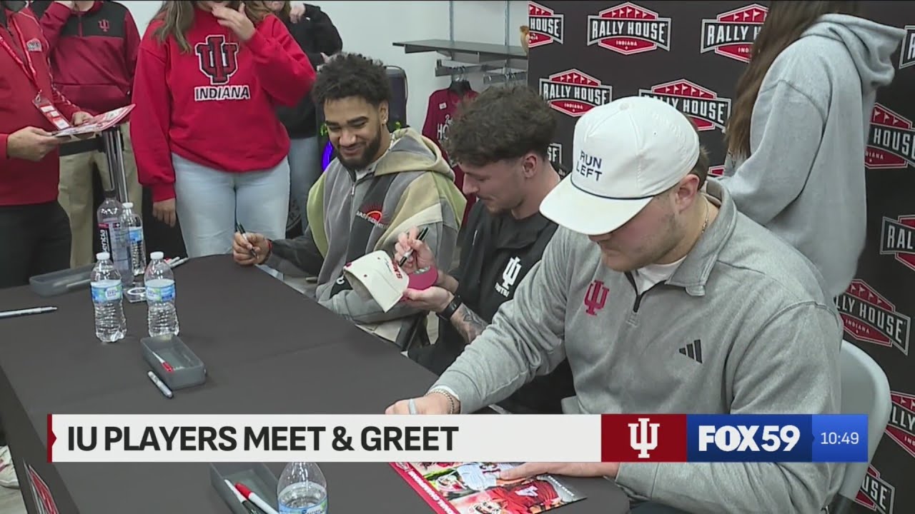 3 IU star players meet with hundreds of fans