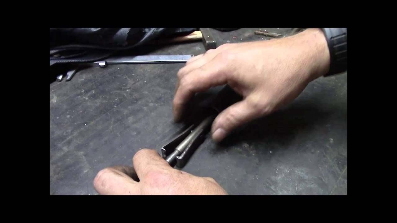 Съёмник клапанных маслосъёмных колпачков