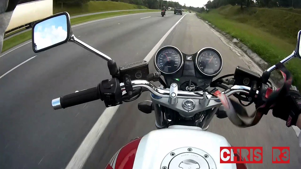 Chris R3 - Cb 1300 Super Four top speed