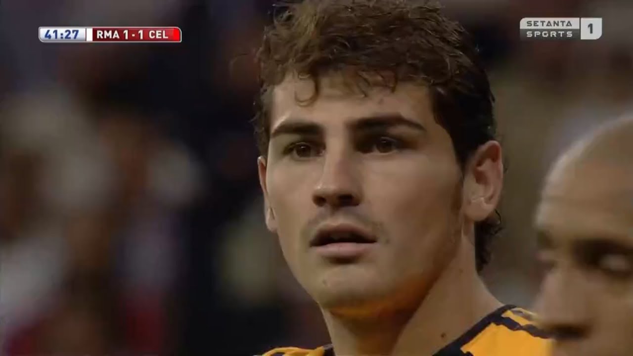 Iker Casillas Vs Celta Vigo  (Home) 2005/06