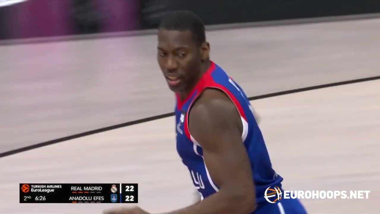 Real Madrid - Anadolu Efes Istanbul 57-58 (F4 championship game): Shane Larkin (10 pts, 4 ast)