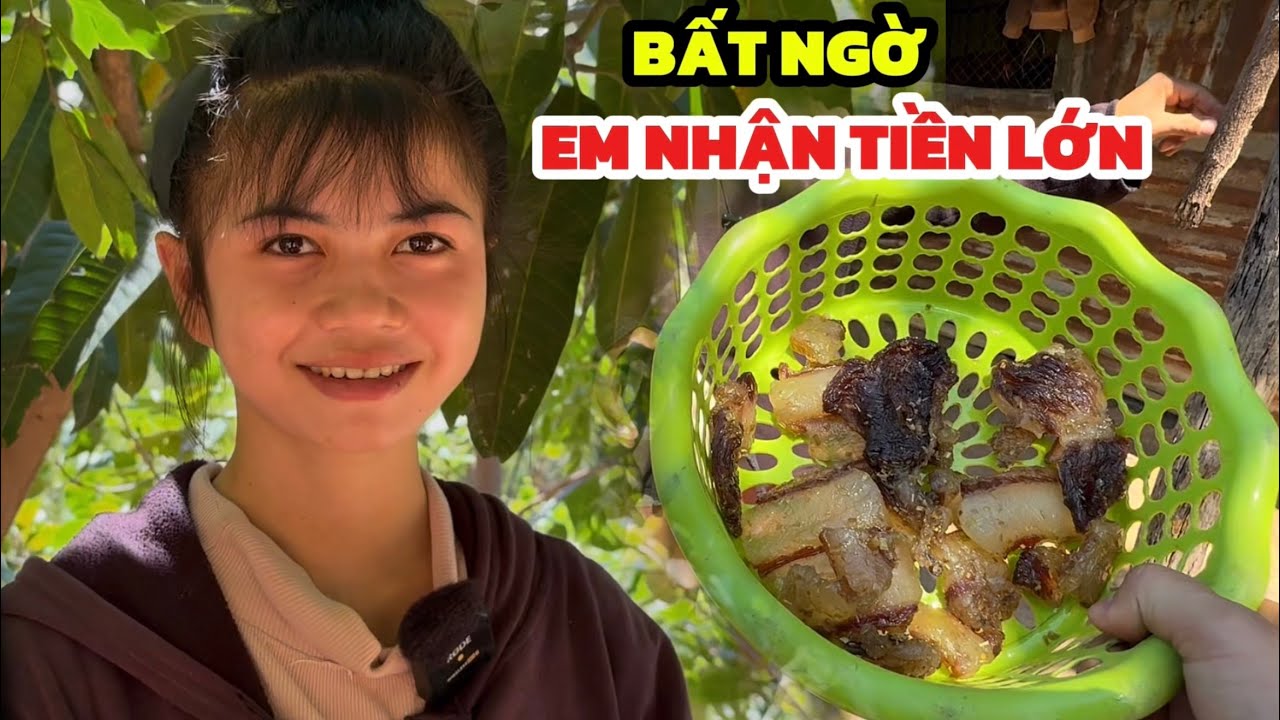 Bất Ngờ Em Thiếu nhận số tiền BẰNG 5 NĂM trồng bắp của hai bà cháu