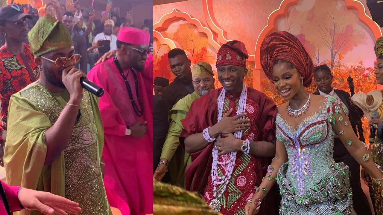 KOREDE BELLO SING FOR JUMA JUX AND PRISCILLA, THEY CUT THEIR GIGANTIC CAKE AFTER.