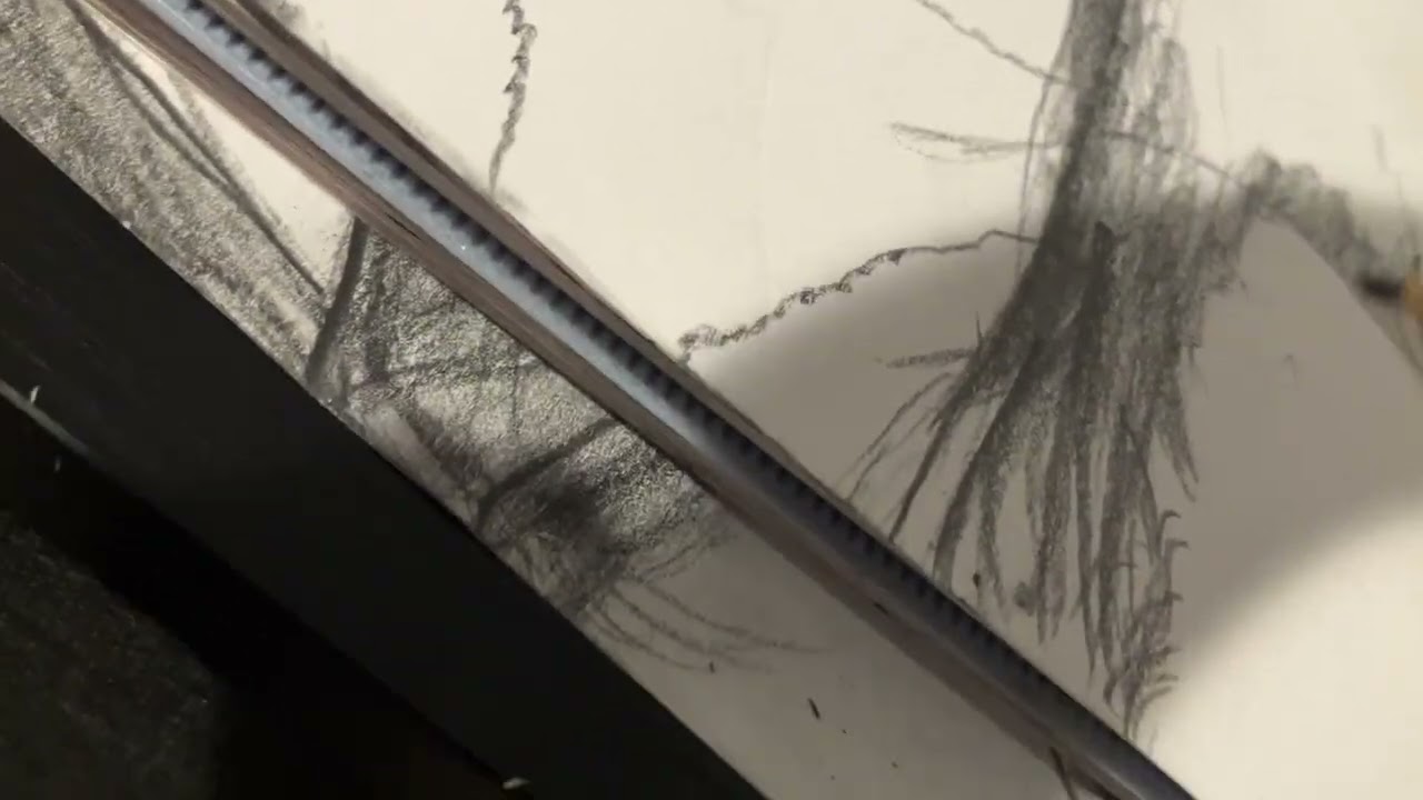 Drawing to piano no talking