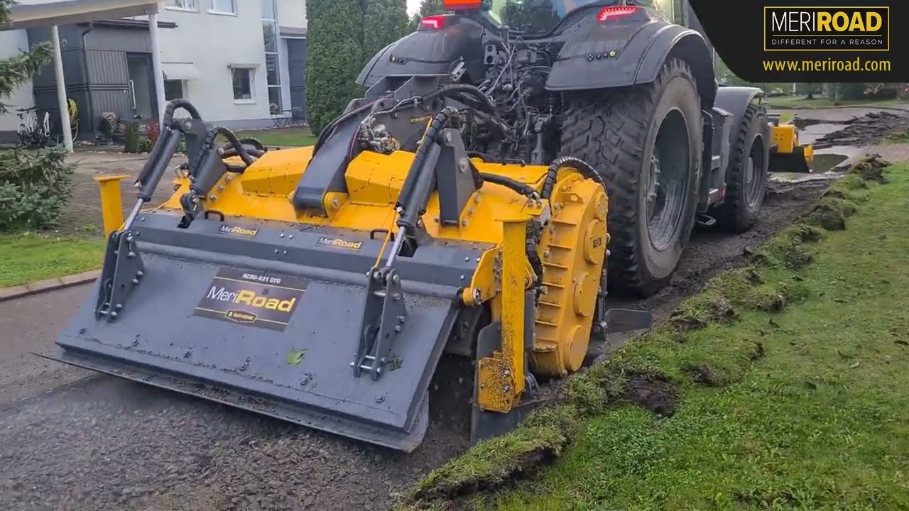 On-site asphalt recycling on residential area with MeriRoad equipment RC90-221 DTG and  MPC-375